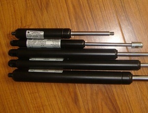Hahn Gasfedern 阻尼器 D系列 - HAHN Gasfedern D 04-12 Hahn Gasfedern 阻尼器 D系列 - HAHN Gasfedern D 04-12